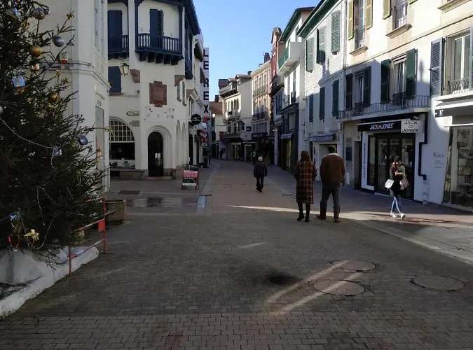 Labechiloa - T4 - 84 M2 - 3 Ch - Centre Historique * סן-ז'אן-דה-לוז